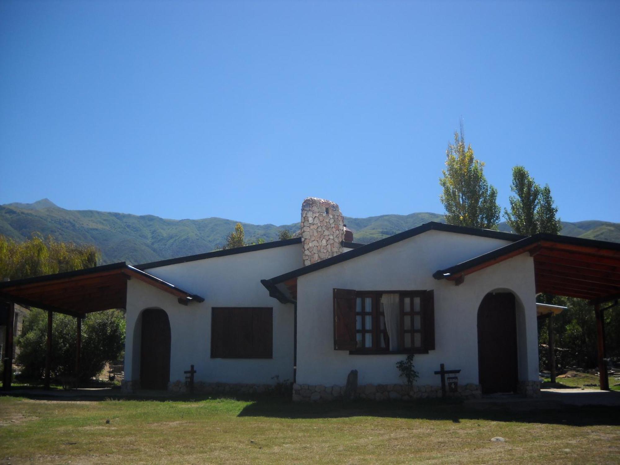 Cabañas Ernes Huasi Tafí del Valle Exterior foto