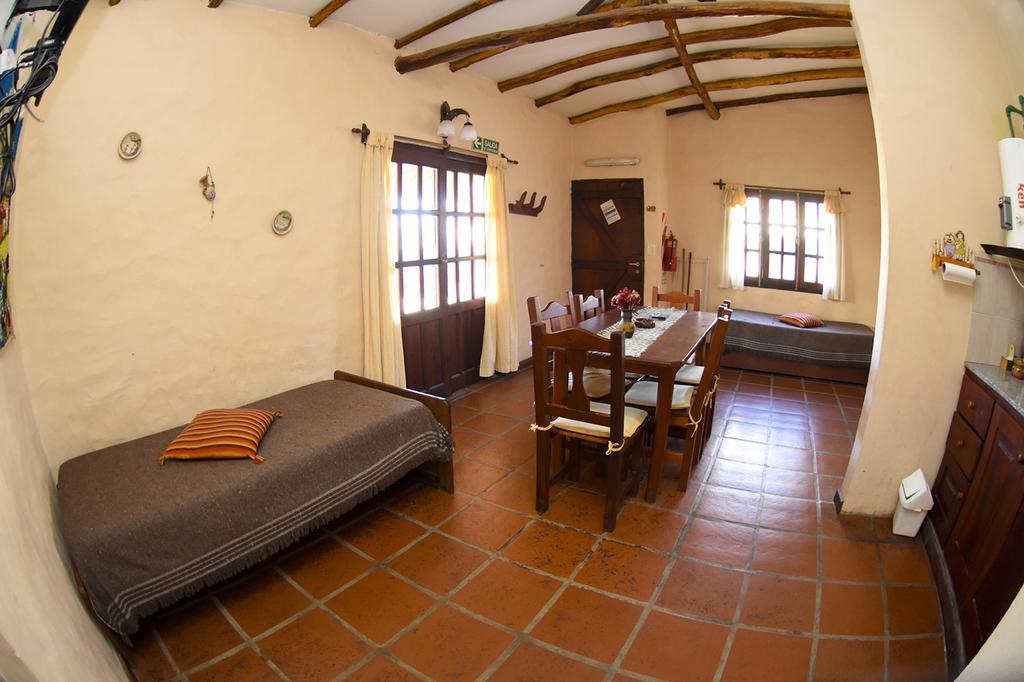 Cabañas Ernes Huasi Tafí del Valle Habitación foto